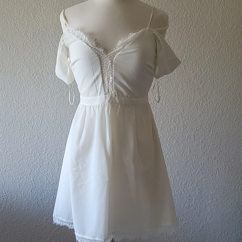 WAYF Cream/White Dress NWT - Picture 1 of 10